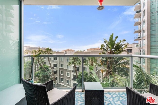 Photo - 13700 Marina Pointe Dr Unit 510
