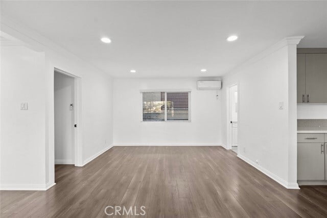 Photo - 408 Spencer St