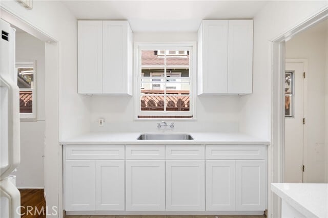 Photo - 1367 N Mentor Ave