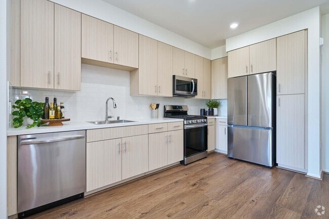 Building Photo - The Willows at Ventura Rental