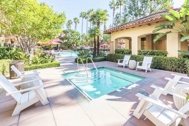 Photo - Rancho Monterey Apartment Homes