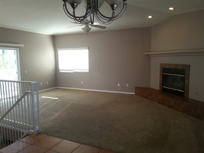 Photo - 3 bedroom 2.5 bath house near the beach