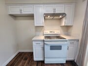 Kitchen - 431 S Simpson Ave Unit D