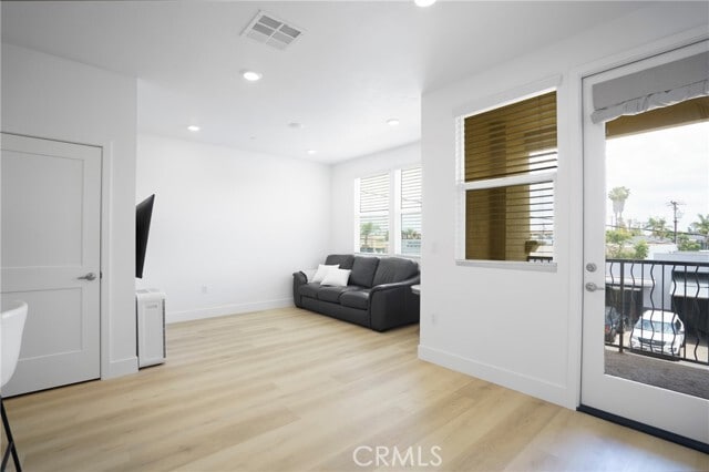 Photo - 10294 Artesia Blvd