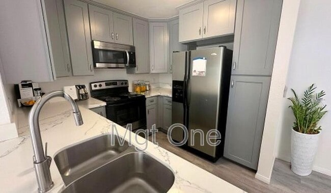 Photo - 2040 Las Colinas Cir