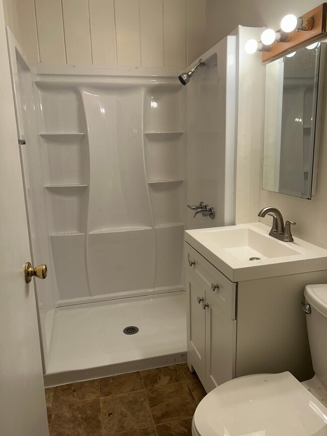Photo - 1179 Wesley Ave Unit 1179 3/4