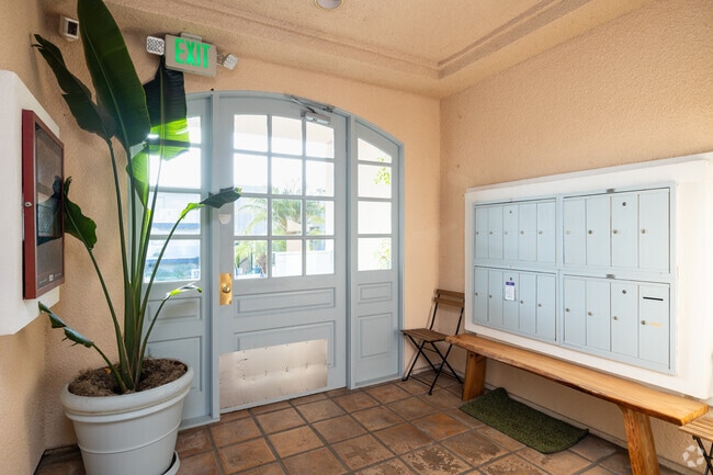 Photo - Plymouth Apartments