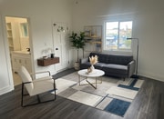 Photo - 704 S Soto St