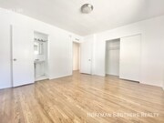 Photo - 1162 N Orange Grove Ave Unit 3