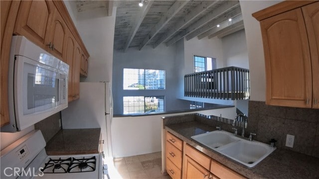 Photo - 124 Buccaneer St Unit 1