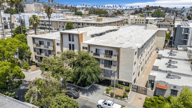 Photo - Serrano Apartments