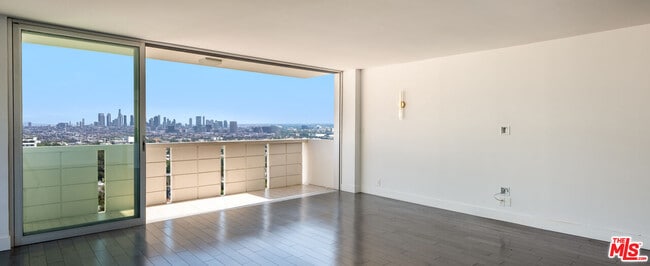 Photo - 8787 Shoreham Dr Unit 604