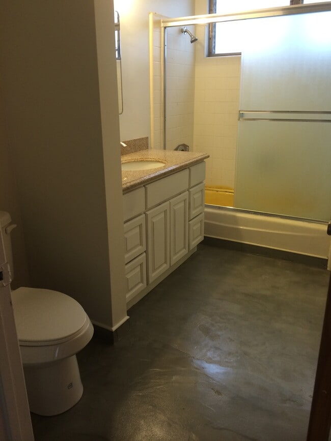 Photo - 1919 East 4th Street Unit #1