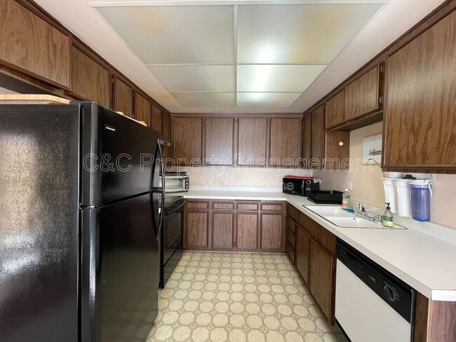 Photo - 294 Chambers St Unit 52