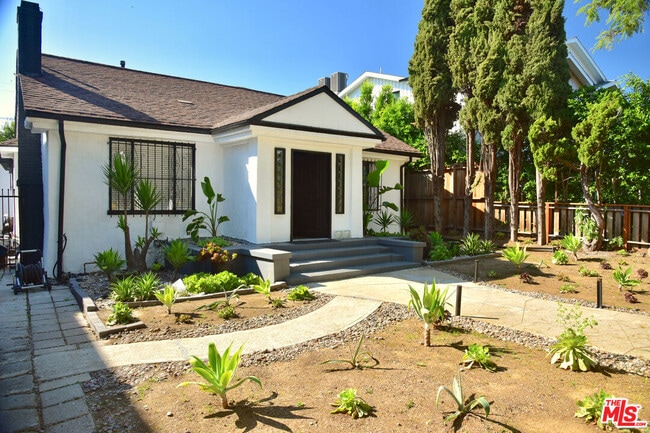 Building Photo - 835 N Ogden Dr