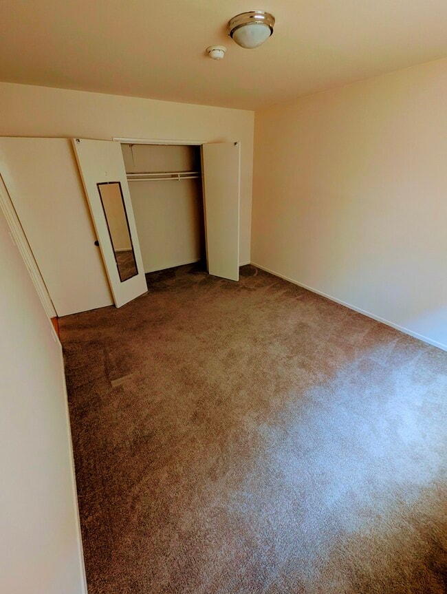 Photo - 10524 Palms Blvd Unit Great Rental