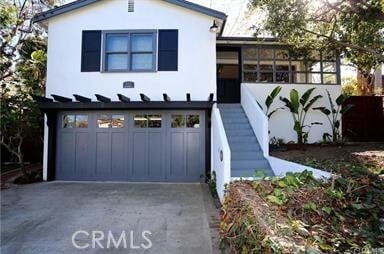 Building Photo - 555 Bluebird Canyon Dr