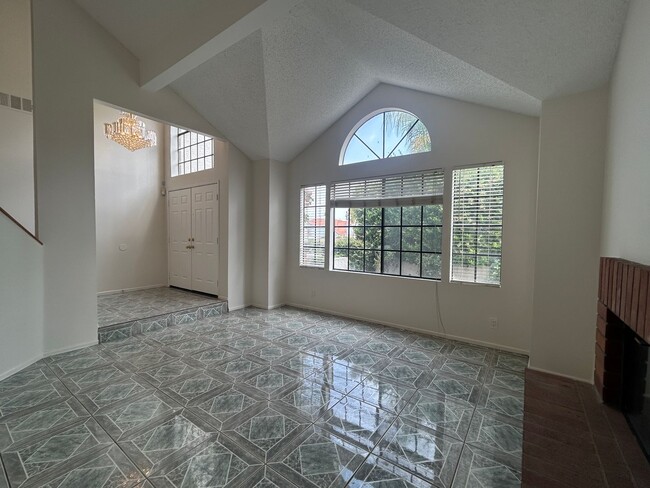 Photo - 3068 Prado Ln