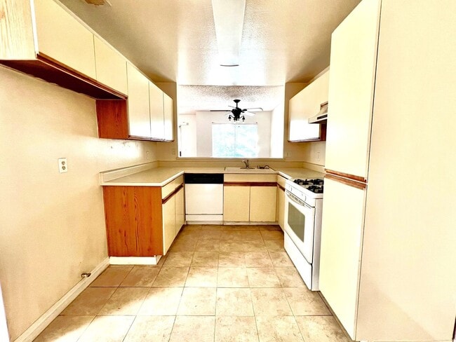 Photo - 2-Bedroom, 2-Bath Upstairs Condo Unit in Gated Pomona Community, Water/Trash/HOA Included! Unit 3