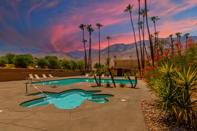 Canyon Villas Place - Canyon Villas Place