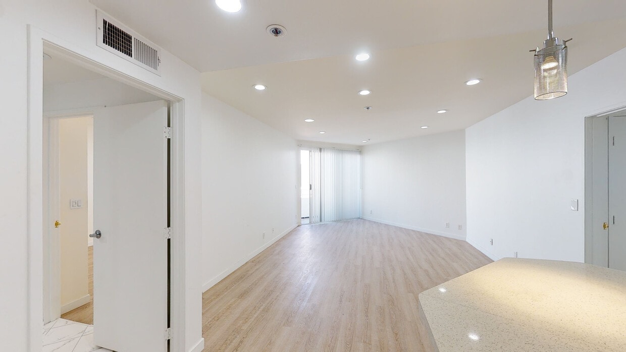 3D Tour - 10600 Wilshire - Short Term Available