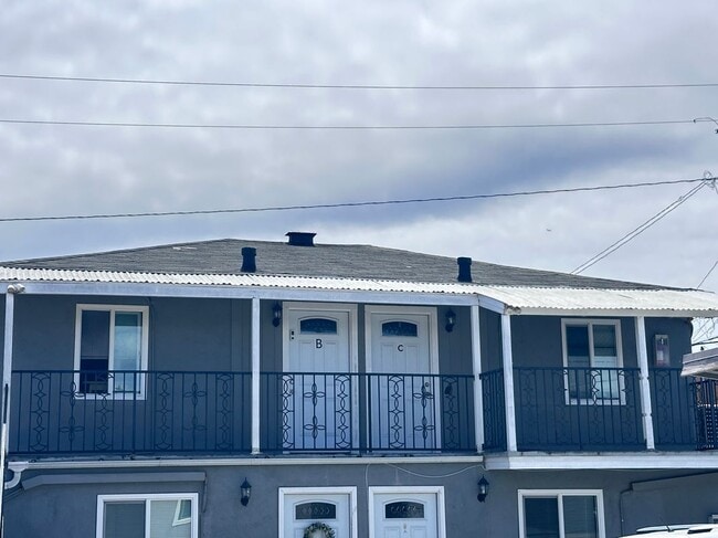 Photo - 4734 E 57th St Unit C