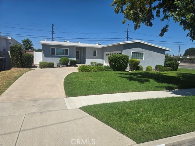 Building Photo - 5769 E Oakbrook St