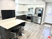 Photo - 2053 Barry Ave Condo