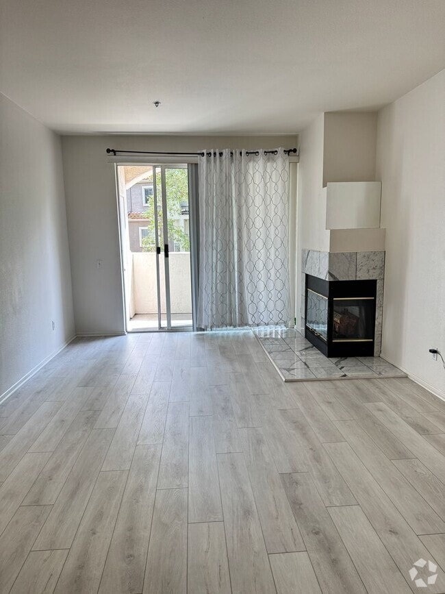 Building Photo - 1 bedroom 1 ba in Mission Valley, Availabl... Rental