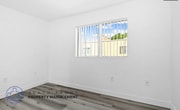 Photo - 14740 Erwin St
