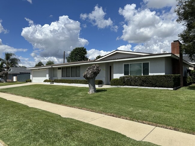 Building Photo - 4080 Locust St