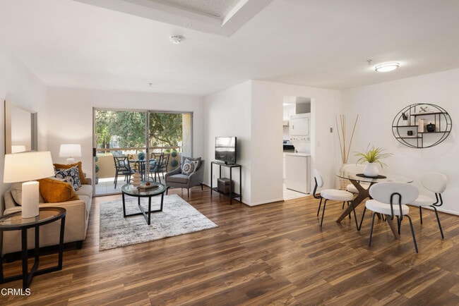 Photo - 449 N Catalina Ave Unit 209