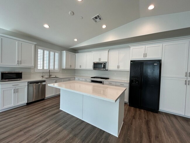 Photo - 28343 Harvest Gold Ct