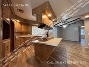 Photo - 543 La Cresta Dr