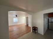 Photo - 762 W 21st St Unit 3