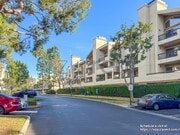 Photo - 5500 Owensmouth Ave