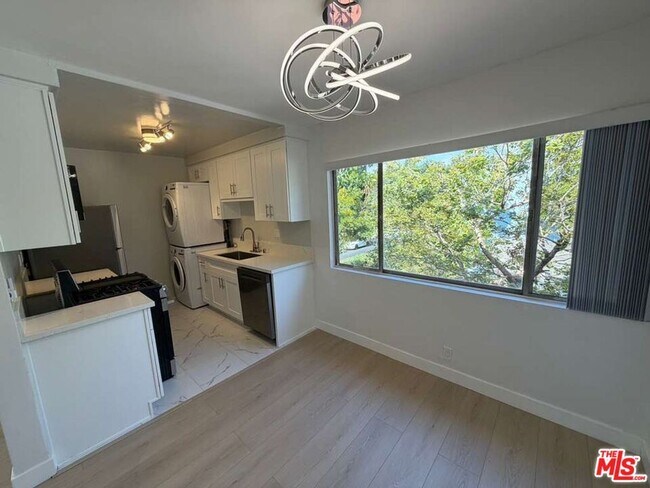Photo - 7607 Norton Ave Unit Front