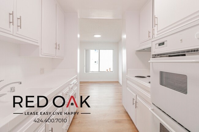 Photo - 319 S Clark Dr Unit 306