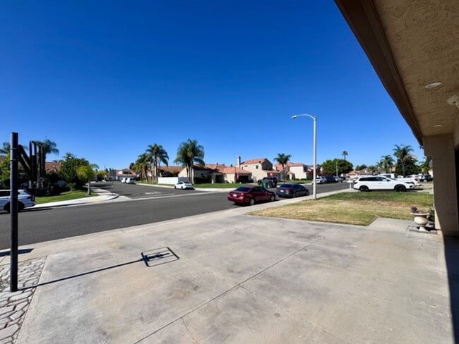 Photo - Spacious 5 Bedroom Home in Menifee Lakes w...