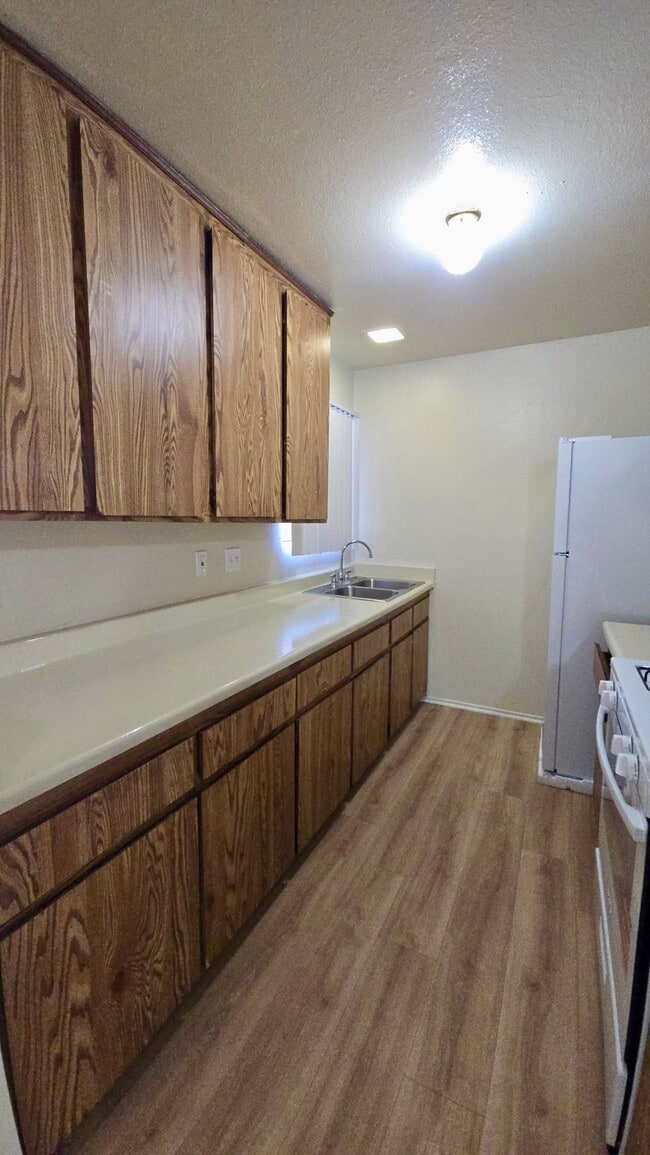 Photo - 5906 Challen Ave Unit 4