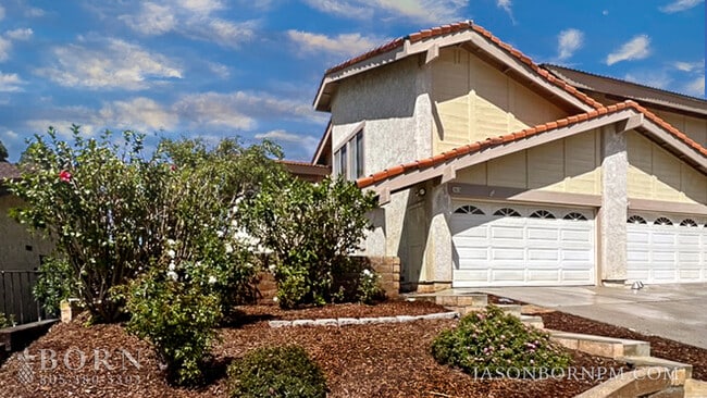 Photo - 1815 Tipperary Ln