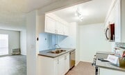 J plan down - 1BR, 1BA - 700sf - Chateau De Ville Apartments