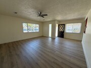 Photo - 820-824 W Palmyra Ave Unit 824