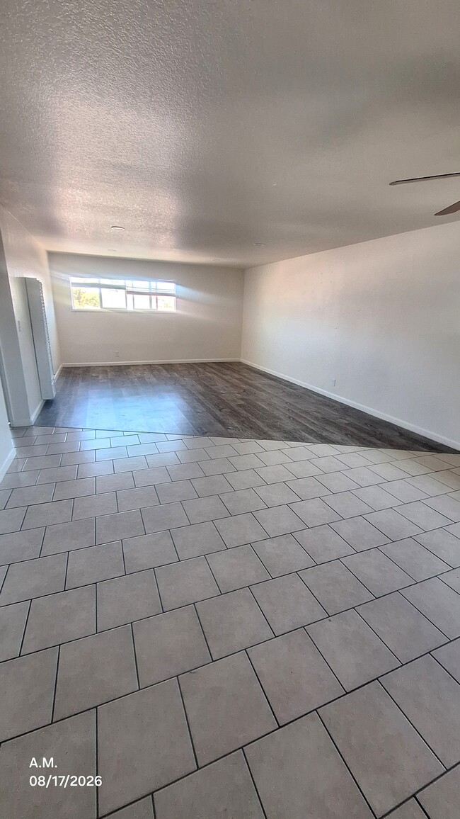 Photo - 13230 Cordary Ave Unit D