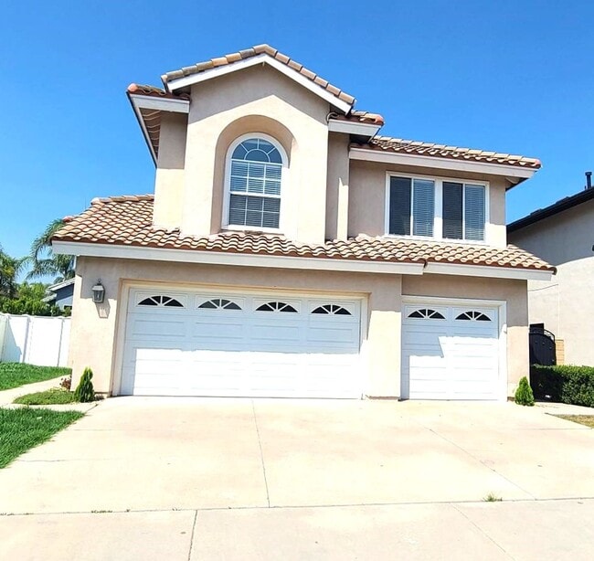 Single Family House - 4 Bedrooms + 2.5 Bat... - Single Family House - 4 Bedrooms + 2.5 Bat...