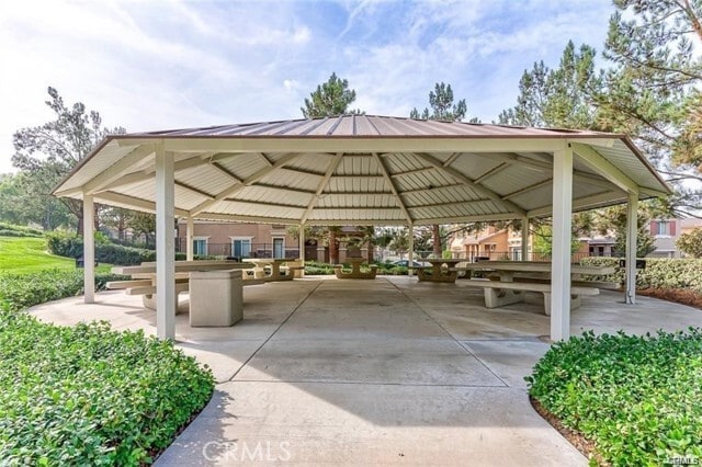 Photo - 3285 Ledgewood Cir