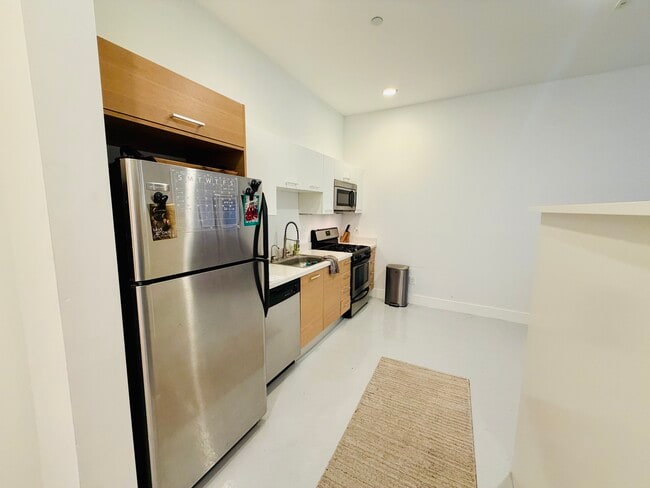 Photo - 2216 Main St Unit 202