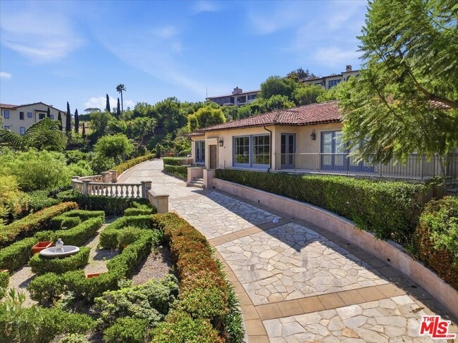 Photo - 6460 Via Colinita