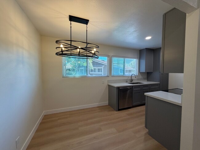 Photo - 170 Streamwood Unit 1-Bedroom
