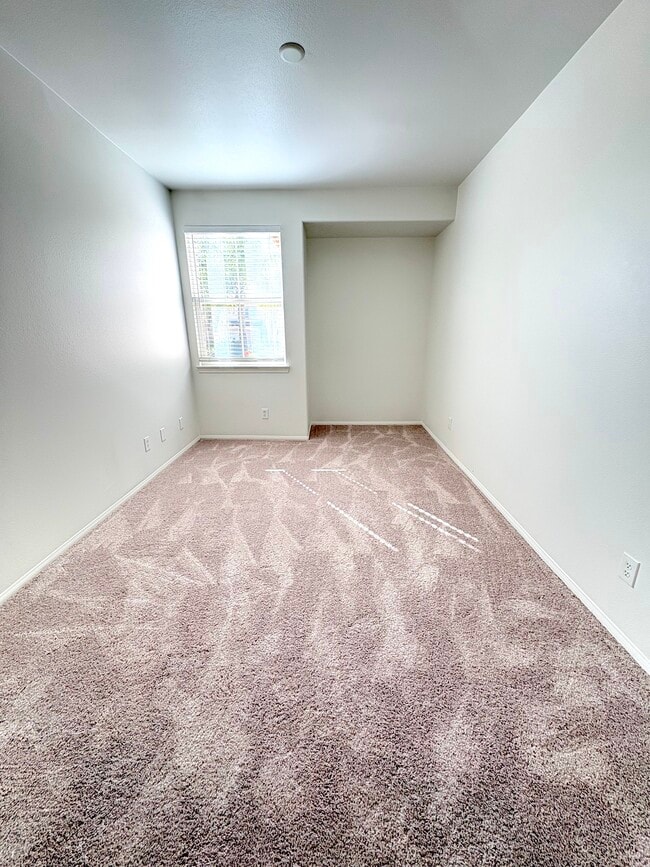 Photo - 31450 Pear Blossom Cir